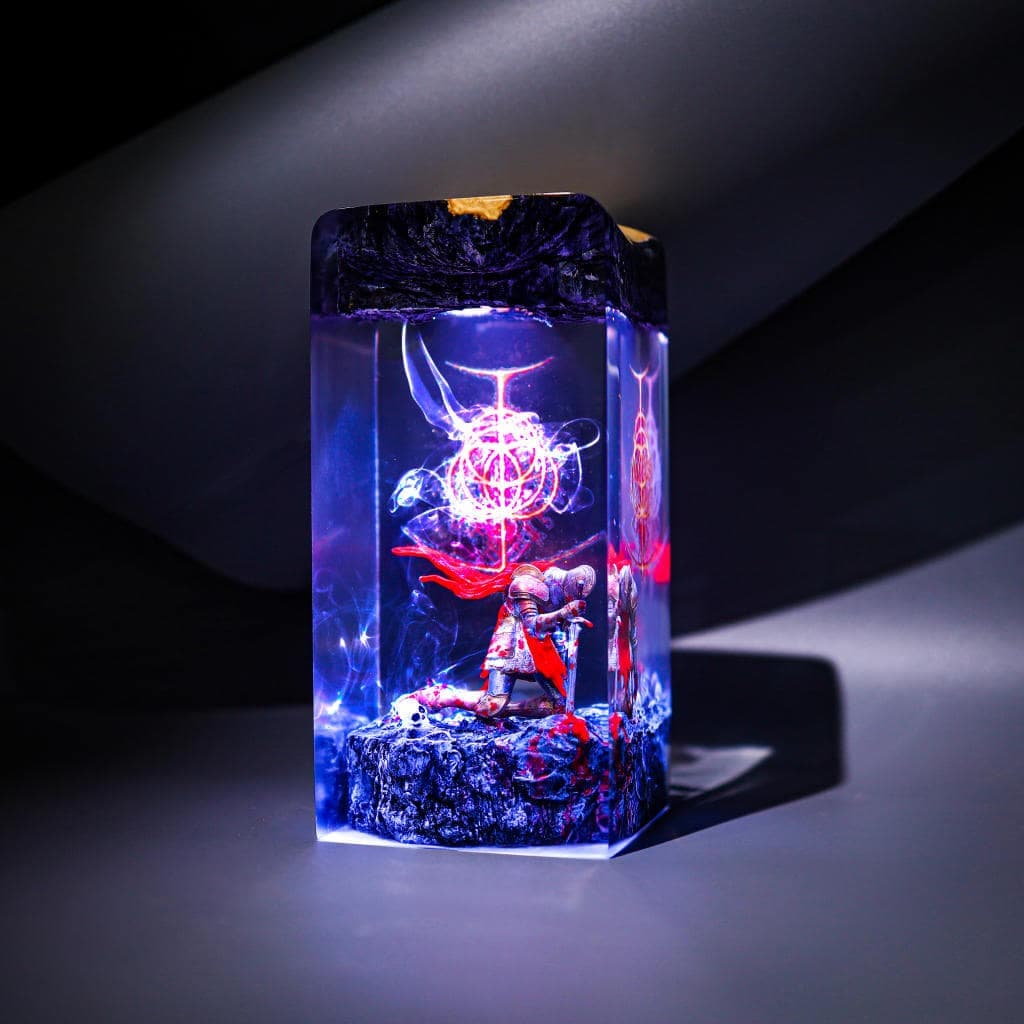 Fallen Knight Resin Lamp, Elden Ring - Resinartgift