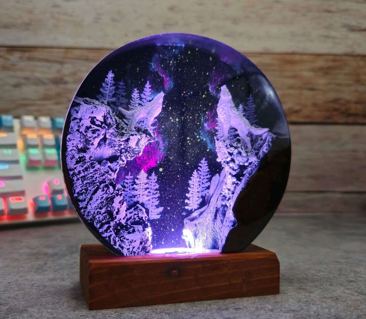 Ghost and Nymeria Resin Lamp, Game of Thrones - Resinartgift